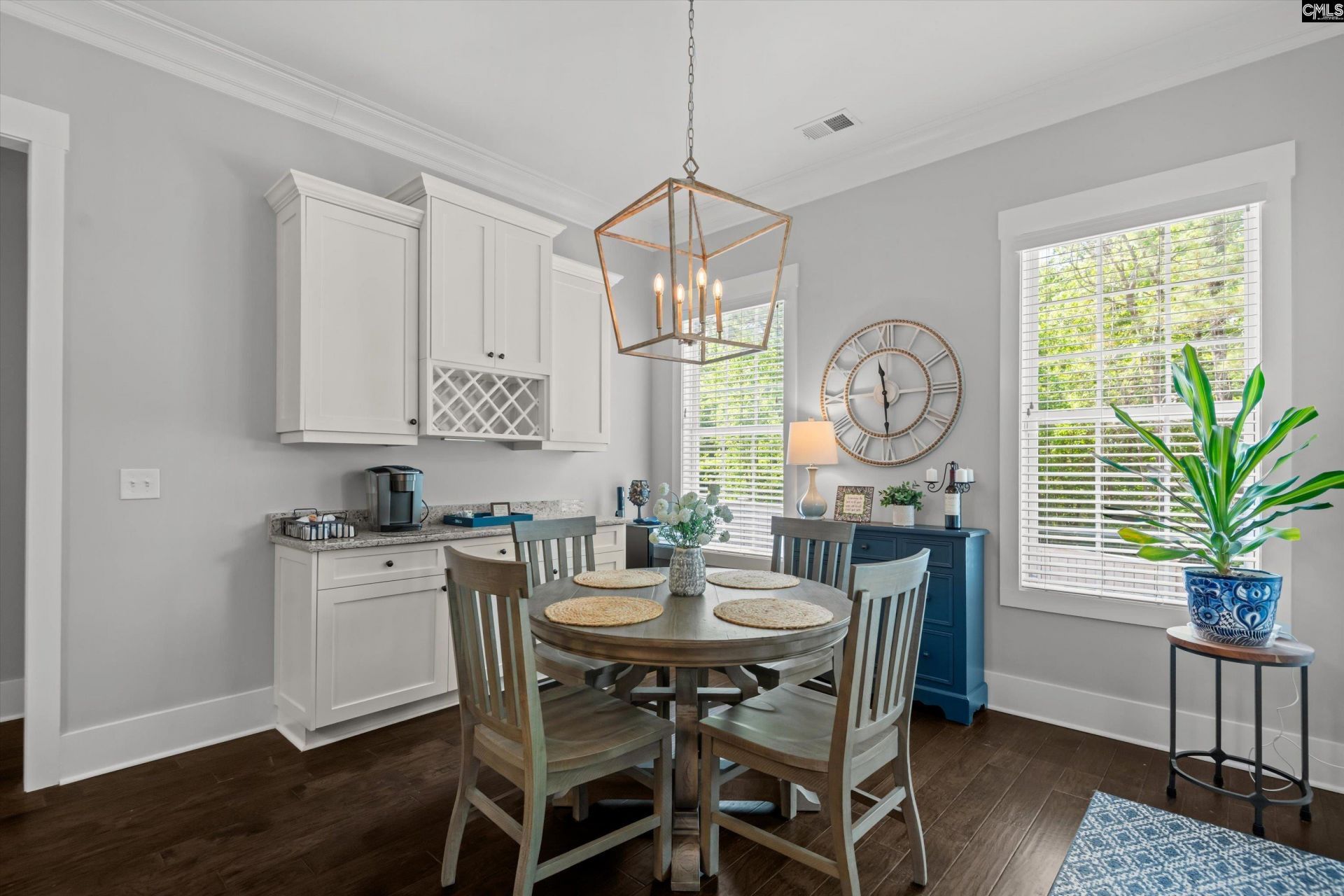 202 Sandstone Court  Photo 16