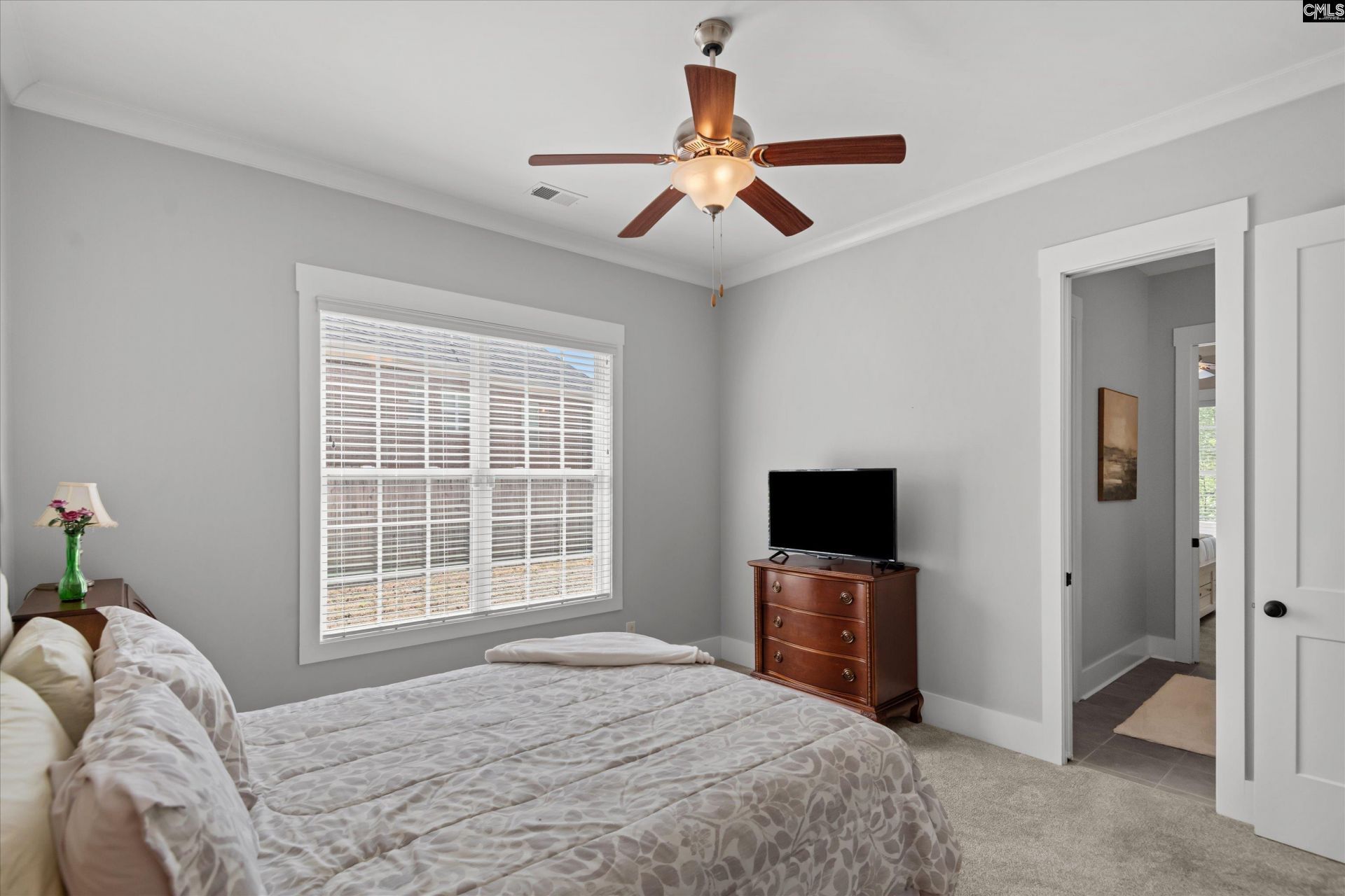 202 Sandstone Court  Photo 24