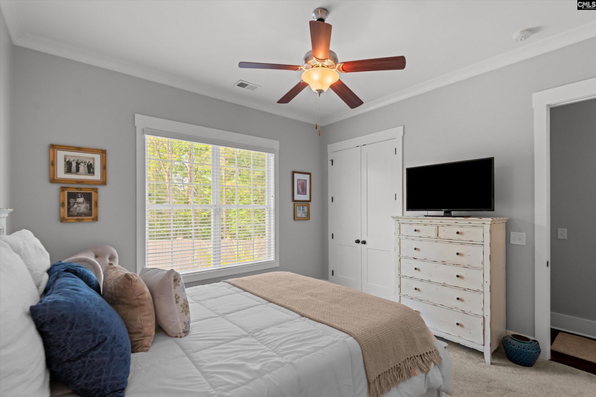 202 Sandstone Court  Photo 27