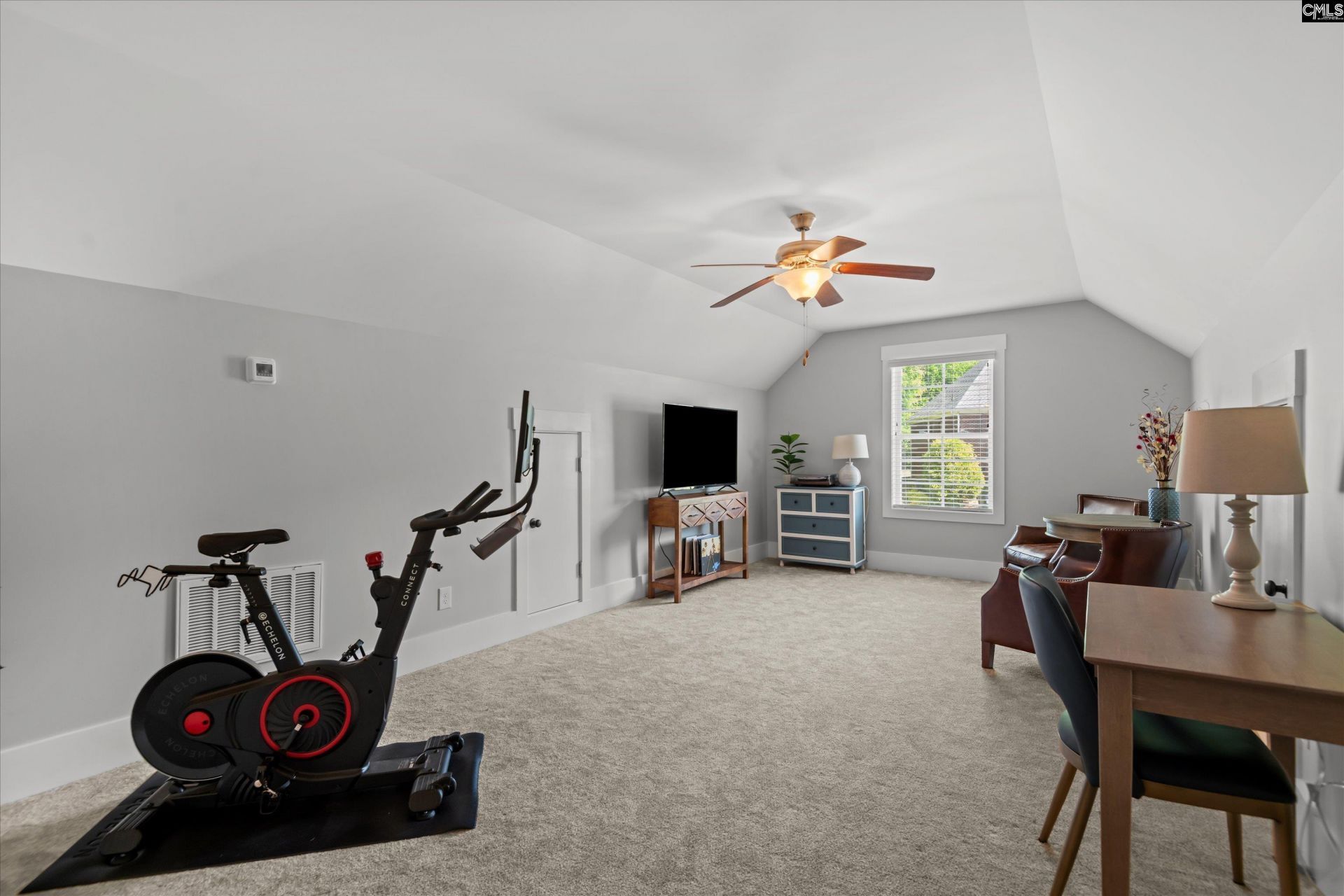 202 Sandstone Court  Photo 30