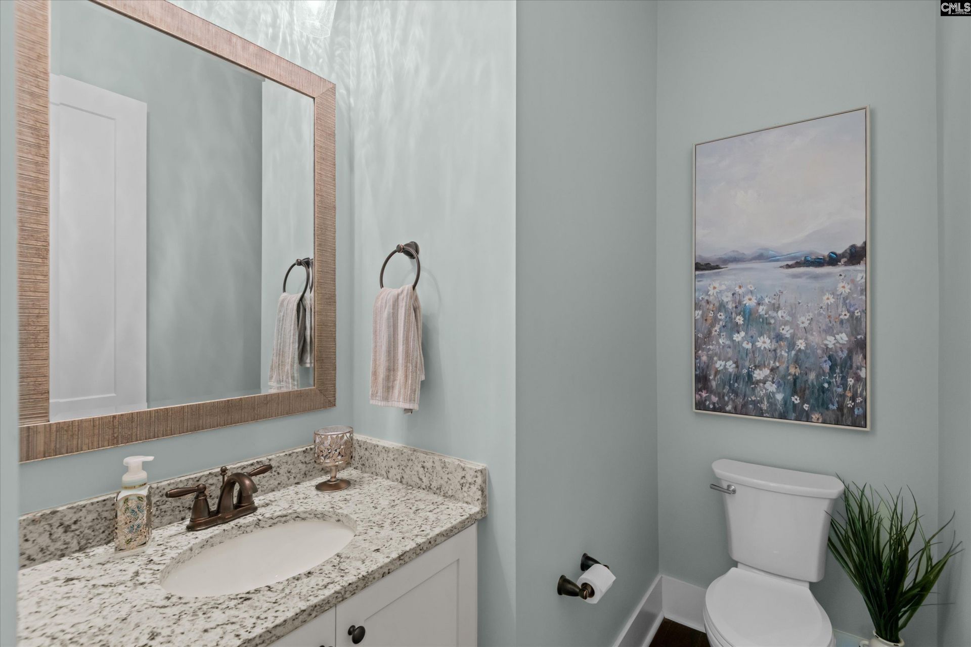 202 Sandstone Court  Photo 32