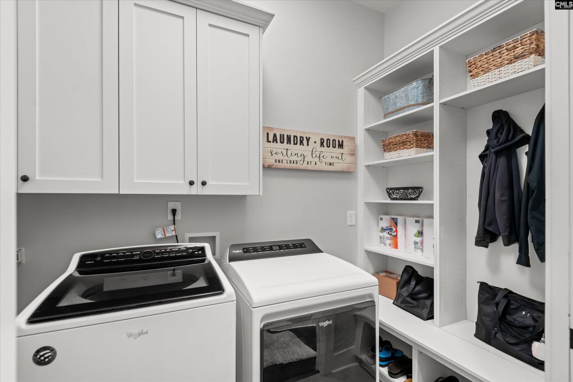 202 Sandstone Court  Photo 33