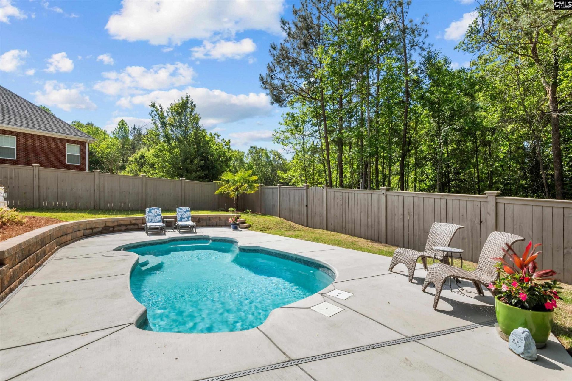 202 Sandstone Court  Photo 38