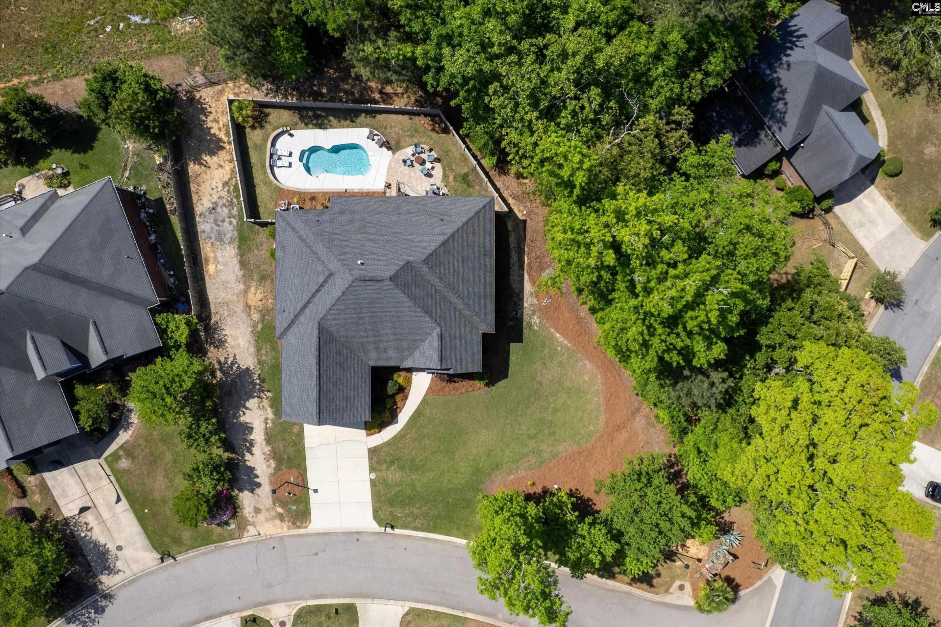 202 Sandstone Court  Photo 39