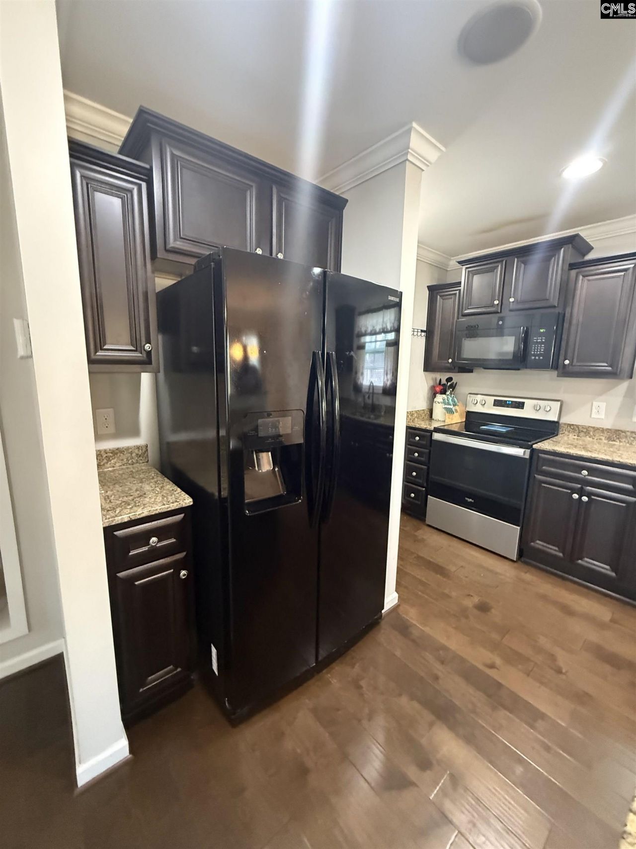 514 Walking Lane Photo 17