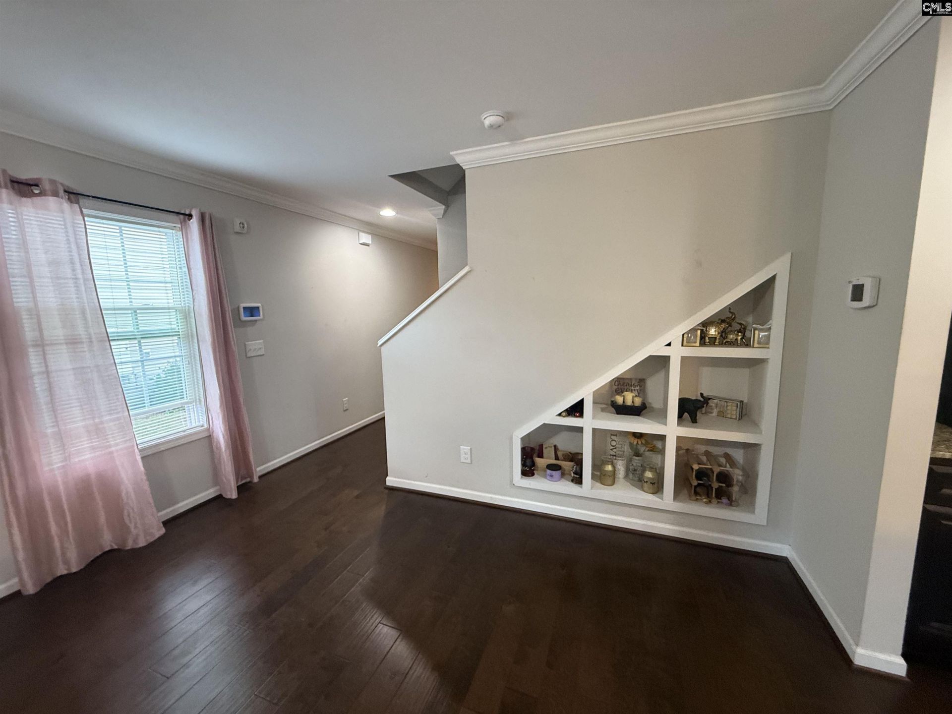 514 Walking Lane Photo 9