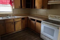 3221 N Beltline Boulevard photo 4