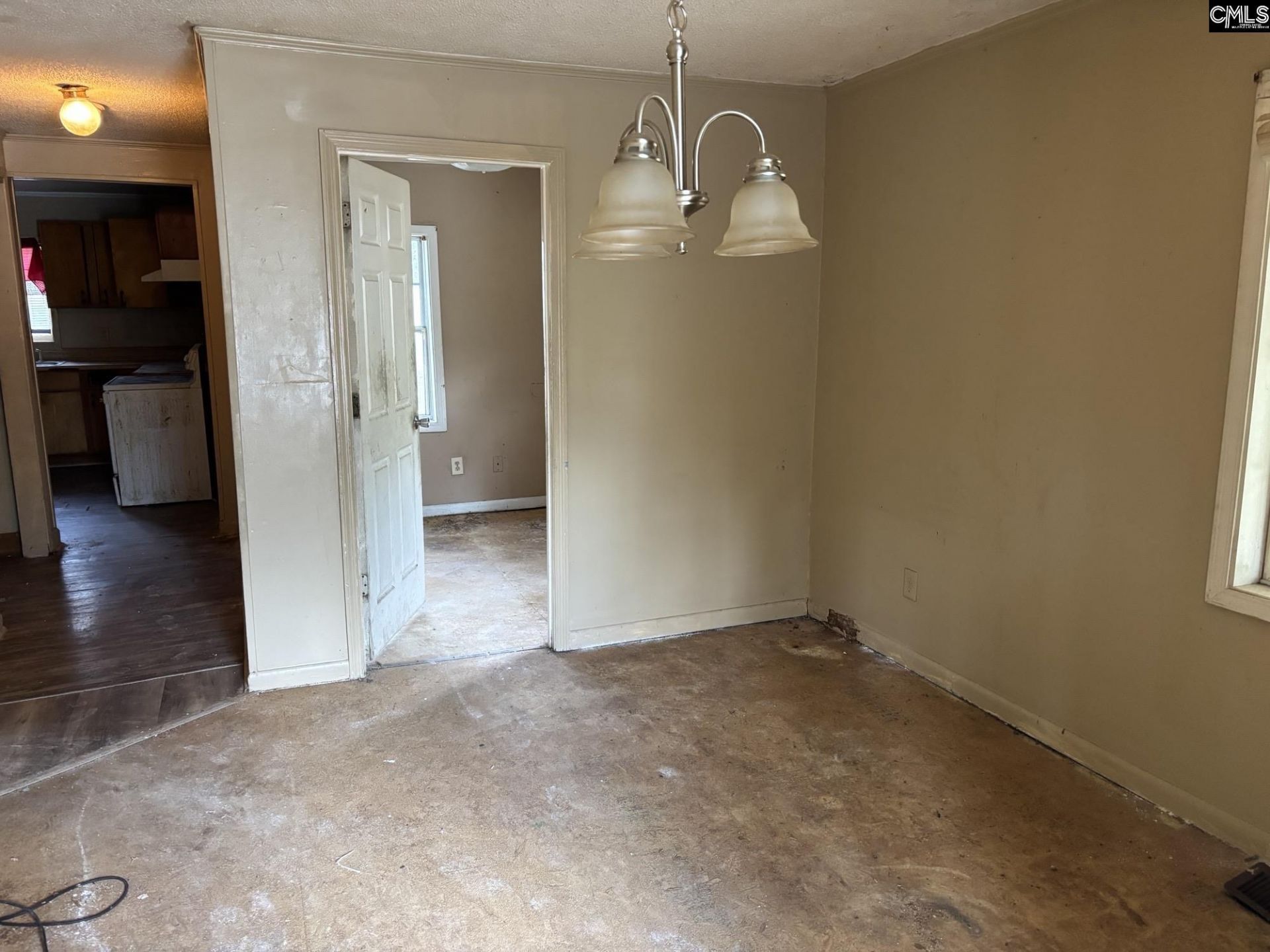 3221 N Beltline Boulevard Photo 8