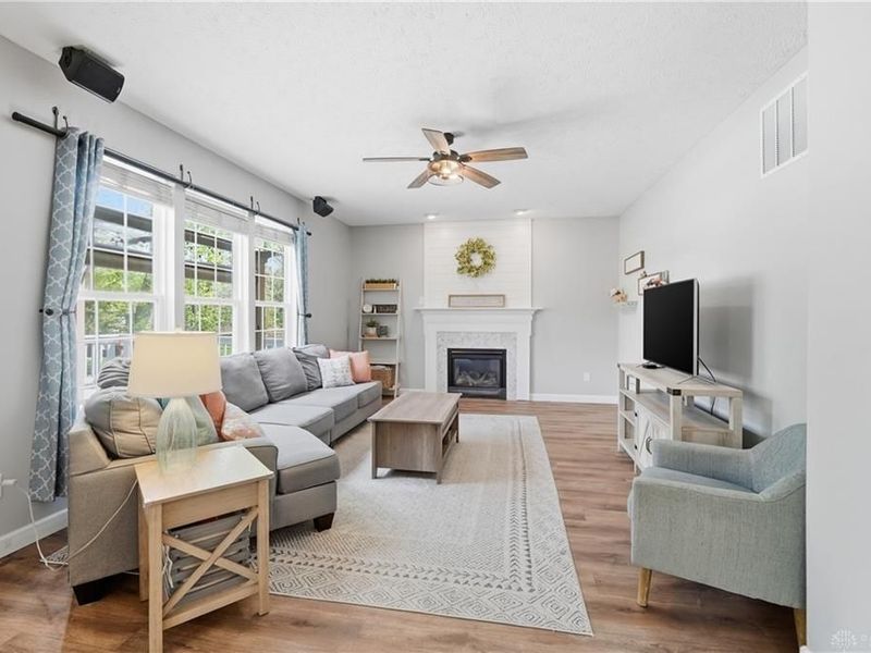 914 Whispering Pine Way, Lebanon, OH 45036 Photo 11