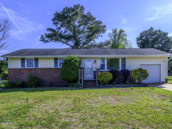 107 Tower Drive, Jacksonville, NC 28546