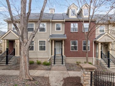 8294 Townsend Drive, Eden Prairie, MN 55344