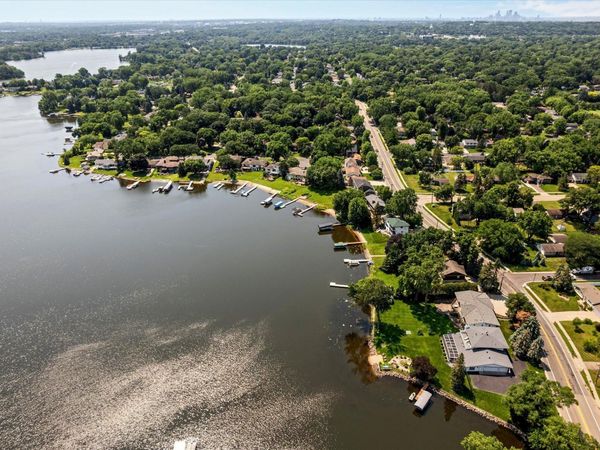 2065 Long Lake Road, New Brighton, MN 55112