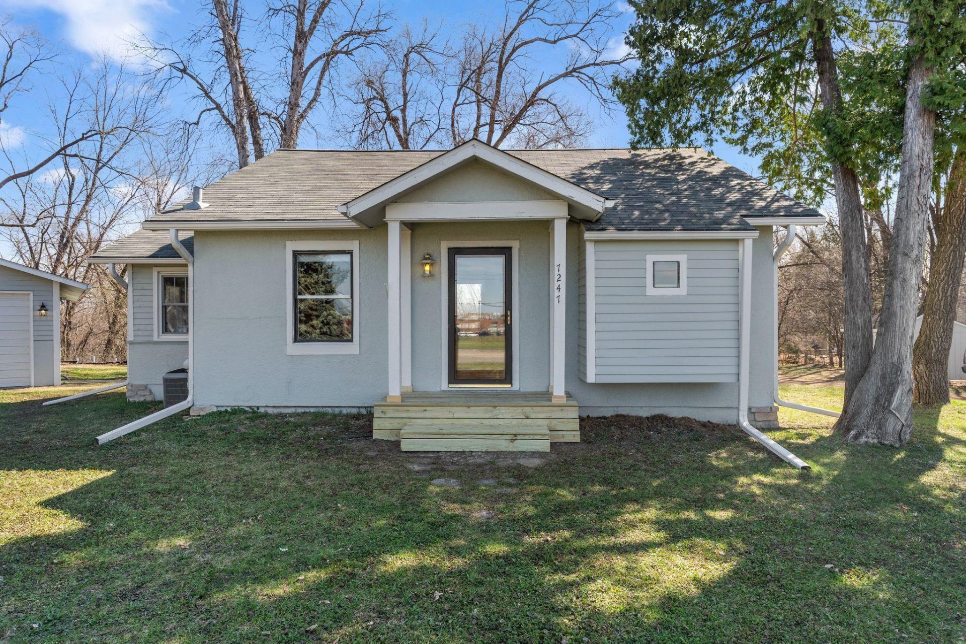 7247 Eden Prairie Road, Eden Prairie, MN 55346 Main Photo