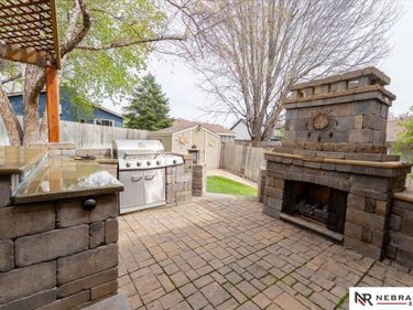 2400 Liberty Bell Lane, Lincoln, NE 68521