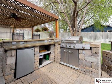 2400 Liberty Bell Lane, Lincoln, NE 68521