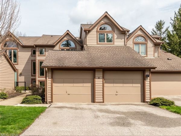 3 Windrush Lane , Beachwood, OH 44122