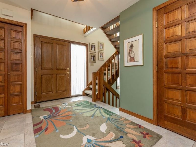 3 Windrush Lane, Beachwood, OH 44122 Photo 3