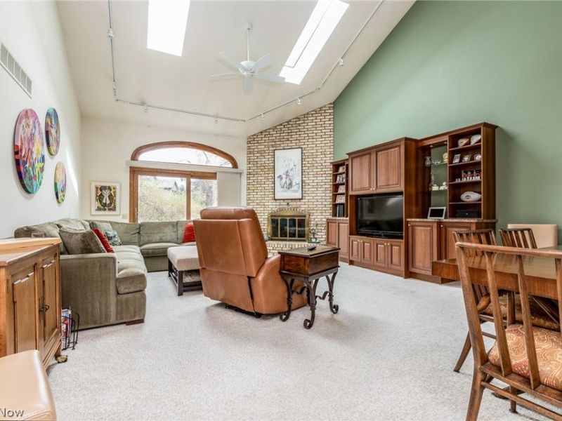 3 Windrush Lane, Beachwood, OH 44122 Photo 5