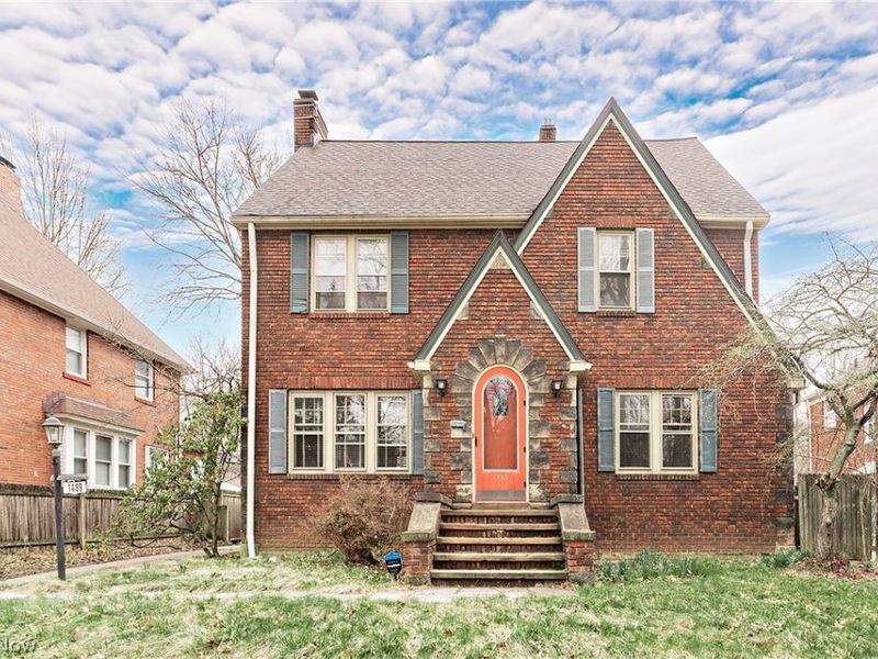 1489 Crest Road, Cleveland Heights, OH 44121 Photo 1