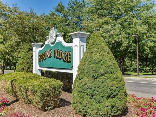 206 Potomac Dr Ondo, Bernards, NJ 07920