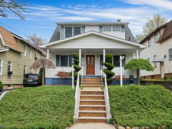 611 5Th Ave, Lyndhurst, NJ 07071