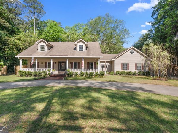 8609 Gohler Avenue, Savannah, GA 31406
