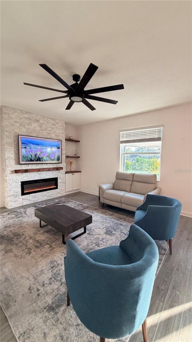 1187 Oak Bluff Drive, Davenport, FL 33837 Photo