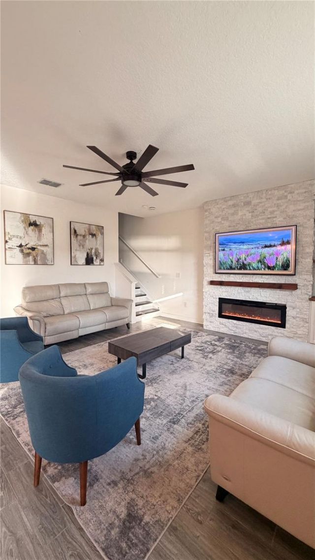 1187 Oak Bluff Drive, Davenport, FL 33837 Photo