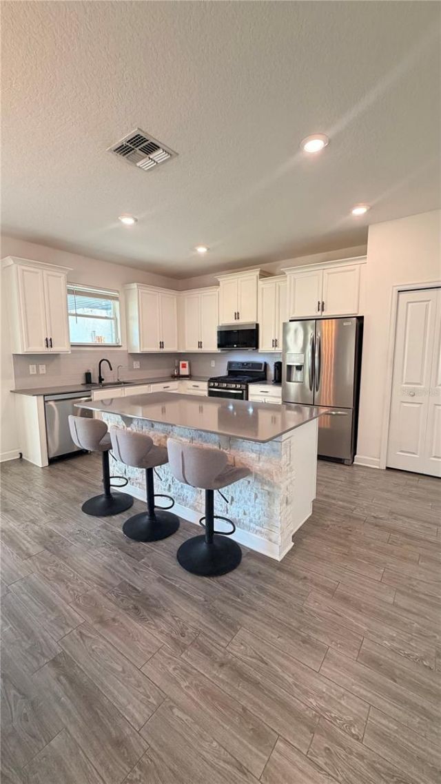 1187 Oak Bluff Drive, Davenport, FL 33837 Photo