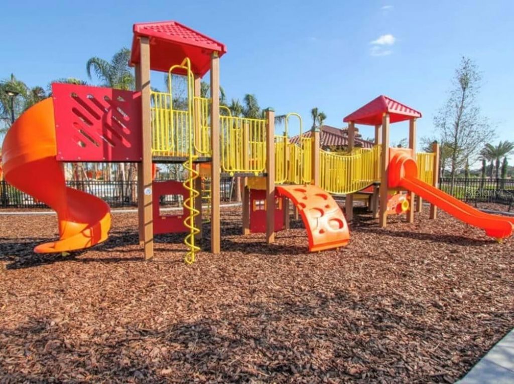 1187 Oak Bluff Drive, Davenport, FL 33837 Photo