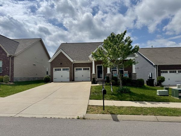 1319 Coates Ln , Gallatin, TN 37066