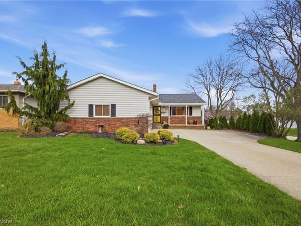 6033 Sweet Birch Drive , Bedford Heights, OH 44146