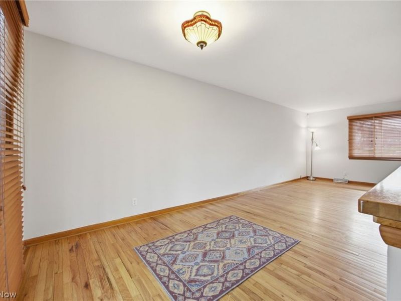 6033 Sweet Birch Drive, Bedford Heights, OH 44146 Photo 19