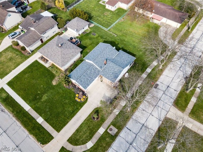 6033 Sweet Birch Drive, Bedford Heights, OH 44146 Photo 5