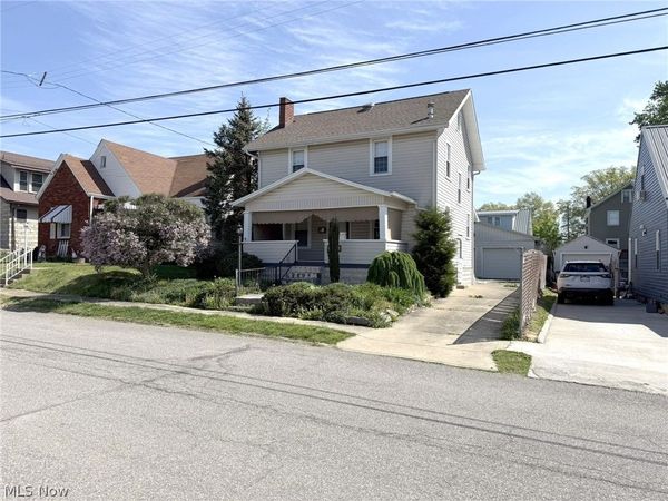 612 Eastlawn Avenue , Parkersburg, WV 26101