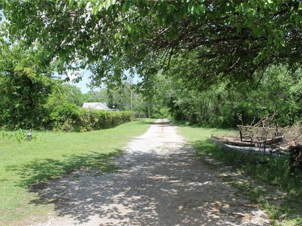 1022 W Oakland Street, Shawnee, OK 74801