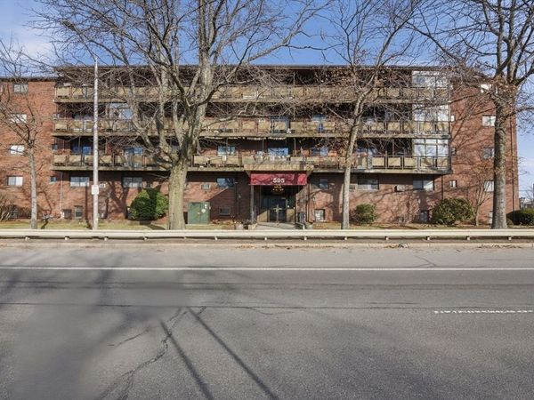 595 Revere Beach Parkway, Unit 5, Revere, MA 02151