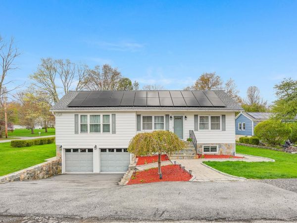 50 Meadow Sweet Road, Cortlandt Manor, NY 10567