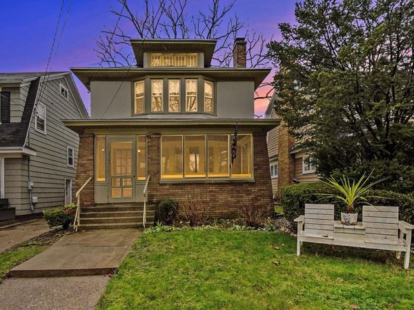 2100 Wealthy Street SE, Grand Rapids, MI 49506