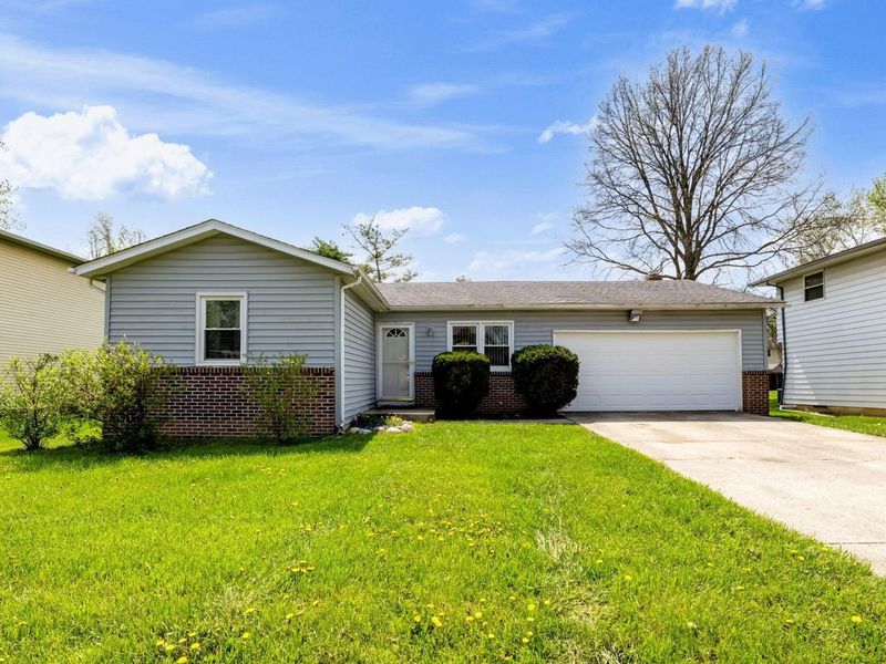 2191 Pine Knoll Avenue , Columbus, OH 43229 Photo 1