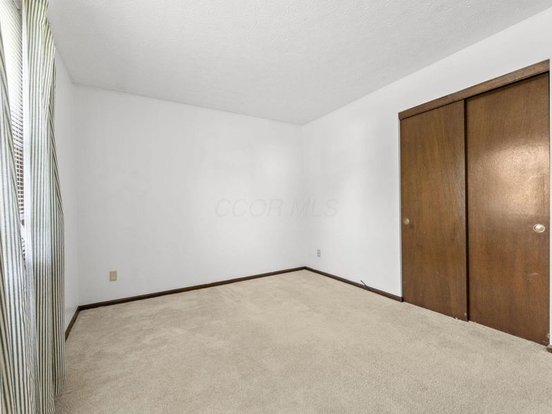 2191 Pine Knoll Avenue , Columbus, OH 43229 Photo 13