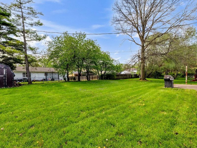 2191 Pine Knoll Avenue , Columbus, OH 43229 Photo 15