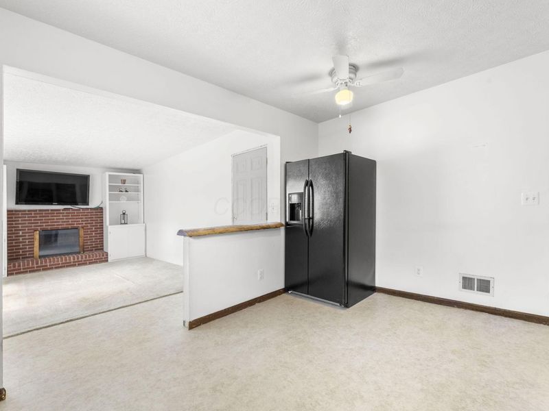 2191 Pine Knoll Avenue , Columbus, OH 43229 Photo 7