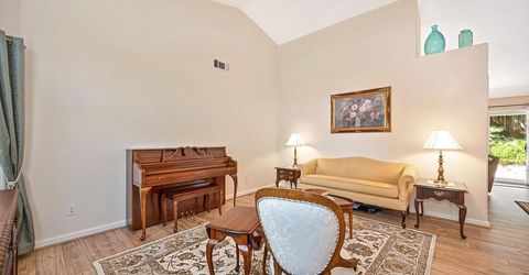 910 Centennial Ct, Auburn, CA 95603 Photo