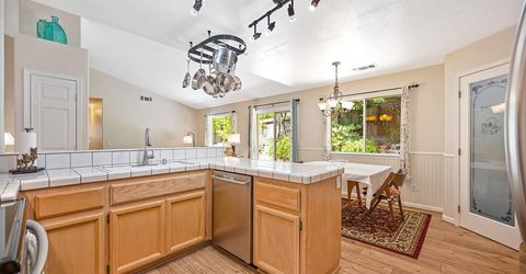910 Centennial Ct, Auburn, CA 95603 Photo