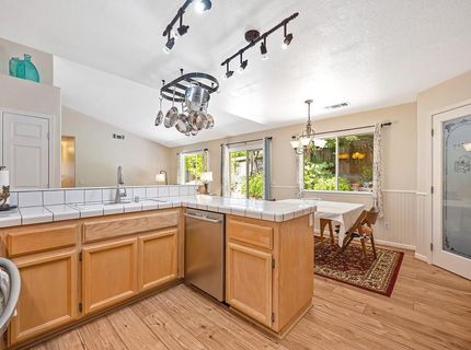 910 Centennial Ct, Auburn, CA 95603 Photo