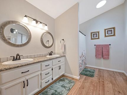 910 Centennial Ct, Auburn, CA 95603 Photo
