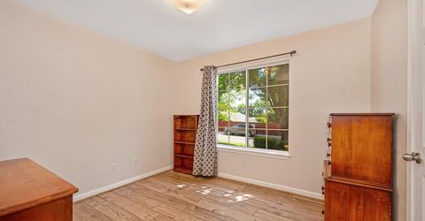 910 Centennial Ct, Auburn, CA 95603 Photo