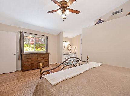 910 Centennial Ct, Auburn, CA 95603 Photo