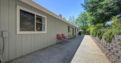 910 Centennial Ct, Auburn, CA 95603 Photo